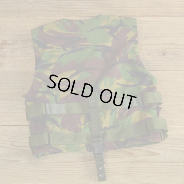 画像2: British Army Camouflage Combat Vest (2)