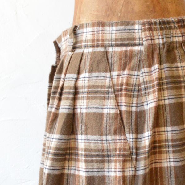 画像4: ORVIS Cotton Nel Check Button Skirt 【レディース】 【SALE】 (4)